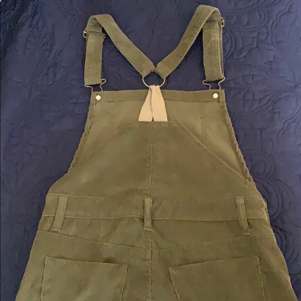 Corduroy olive green skirt overall - Picture 3 of 4